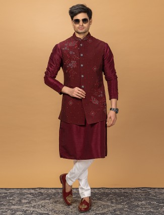 Elegant Silk Waistcoat Set in Maroon