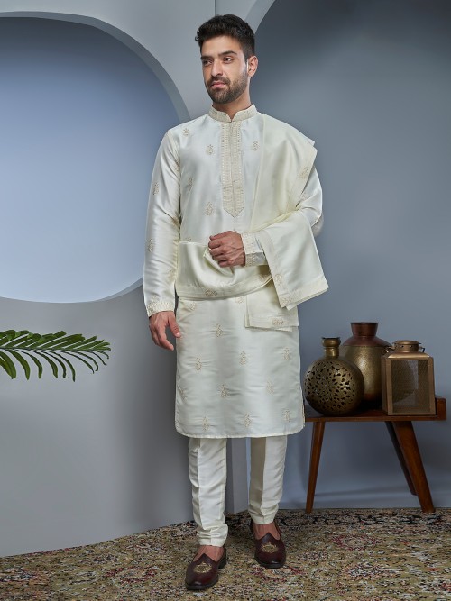 Cream kurta suit in raw silk