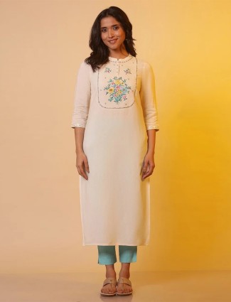 AURELIA off-white viscose kurti