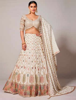 Classic off white lehenga choli with dupatta