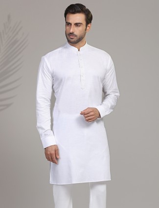 Men White Cotton Kurta for Festive Wear