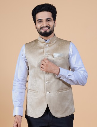 Trendy beige silk waistcoat