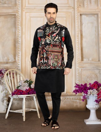 Black silk embroidery wasitcoat set