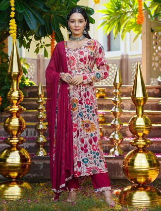 Off white and dark pink printed kurti set