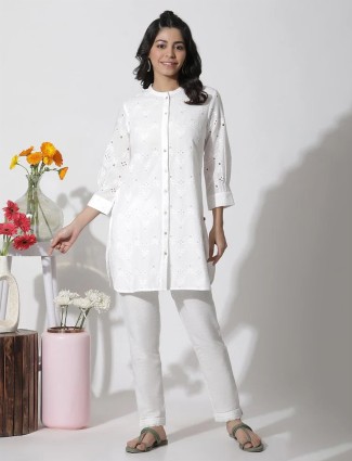 W white schiffli embroidery short cotton kurti